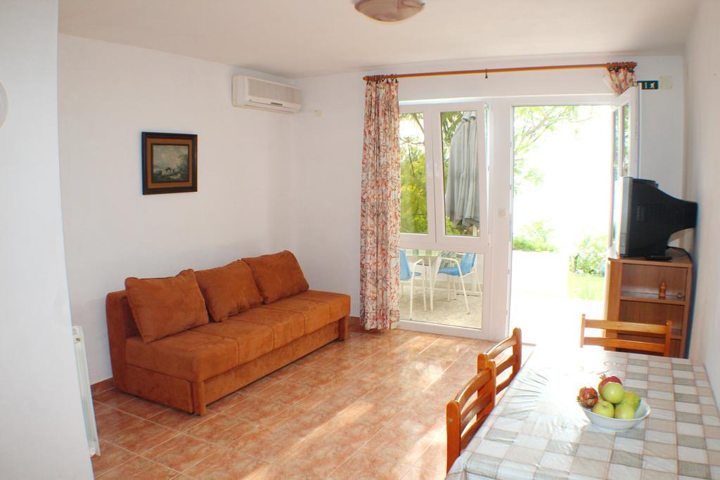 Apartments Mimoza Brist Camera foto